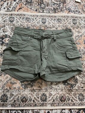 Olive Green Women's Cargo Pocket Shorts